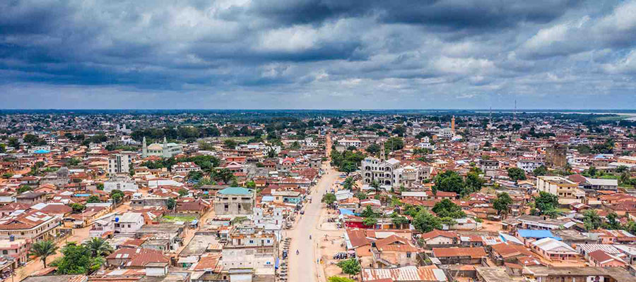 贝宁城(Benin City)海运搬家回国,家具行李海运,海运公司
