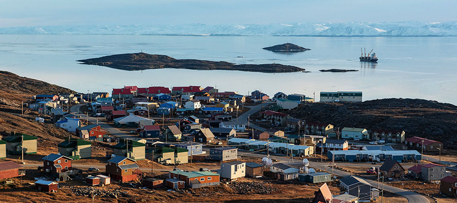 伊魁特(Iqaluit)海运搬家回国,家具行李海运,海运公司
