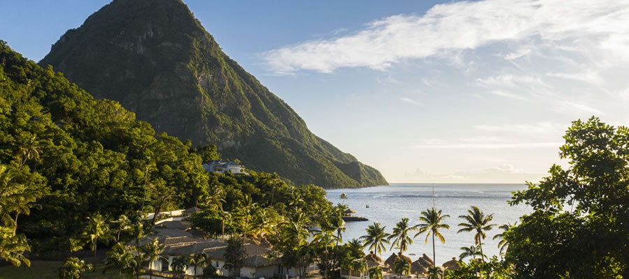 圣卢西亚(Saint Lucia)海运搬家回国,家具行李海运,海运公司